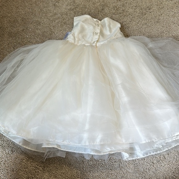 David’s Bridal Flower Girl Dress Sleeveless 2T Tulle Bling - Picture 6 of 7